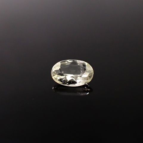 ブラジリアナイト(宝石名ブラジリアナイト)ブラジル産 識別済 0.49ct / 6.3x4.2mm前後 [260131495]
