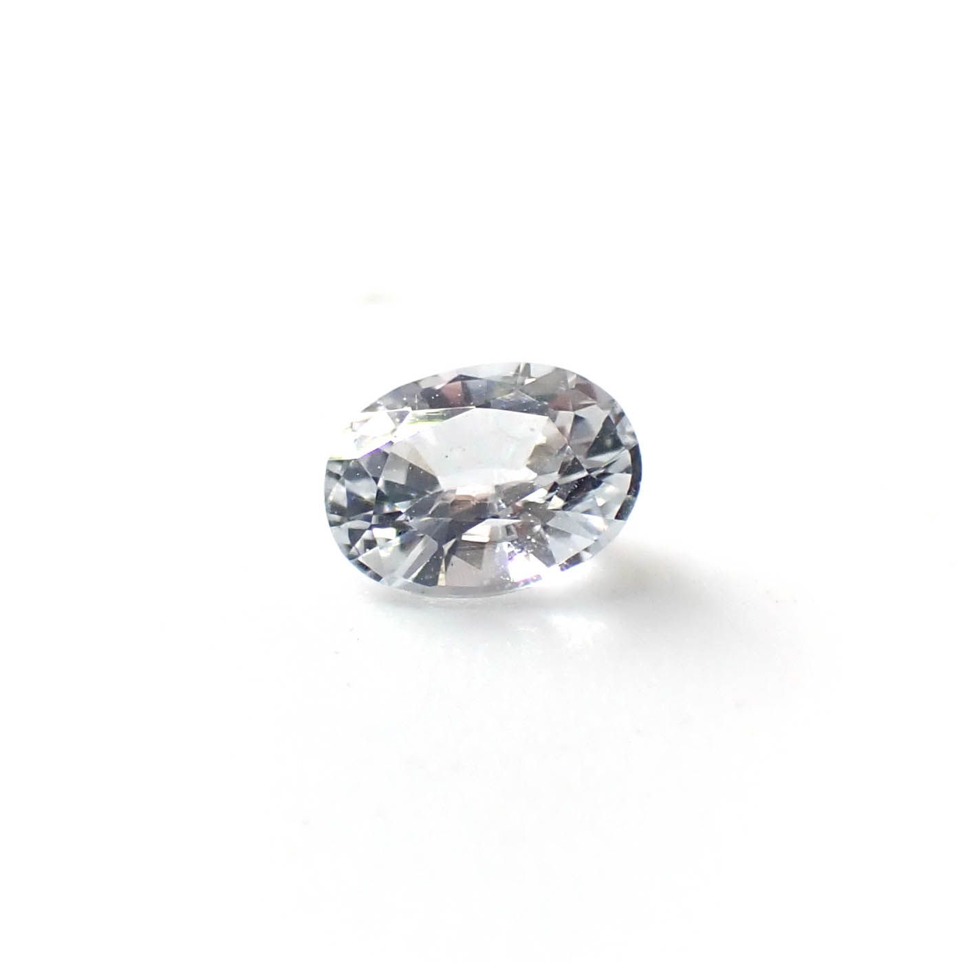 カラーレスサファイア スリランカ産 0.42ct [250830972]5.1x3.9mm前後