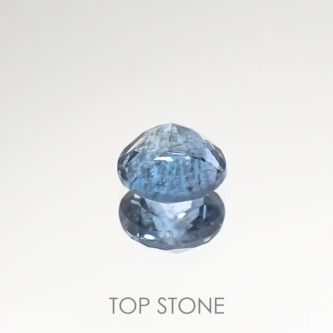 サンタマリアアクアマリン(宝石名アクアマリン) ブラジル産 0.23ct 識別済[210711418]4×4mm前後