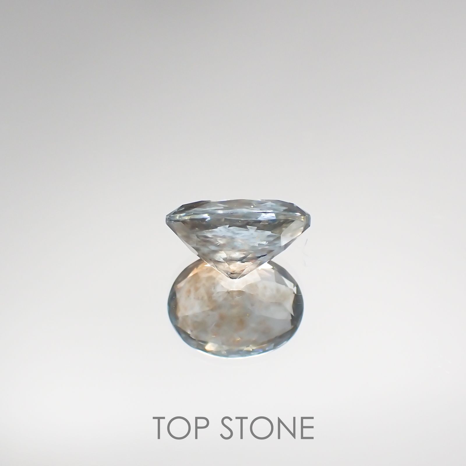 アベンチュリンアクアマリン(宝石名アクアマリン) ナイジェリア産 2.31ct 識別済[210712992]10×7.8mm前後