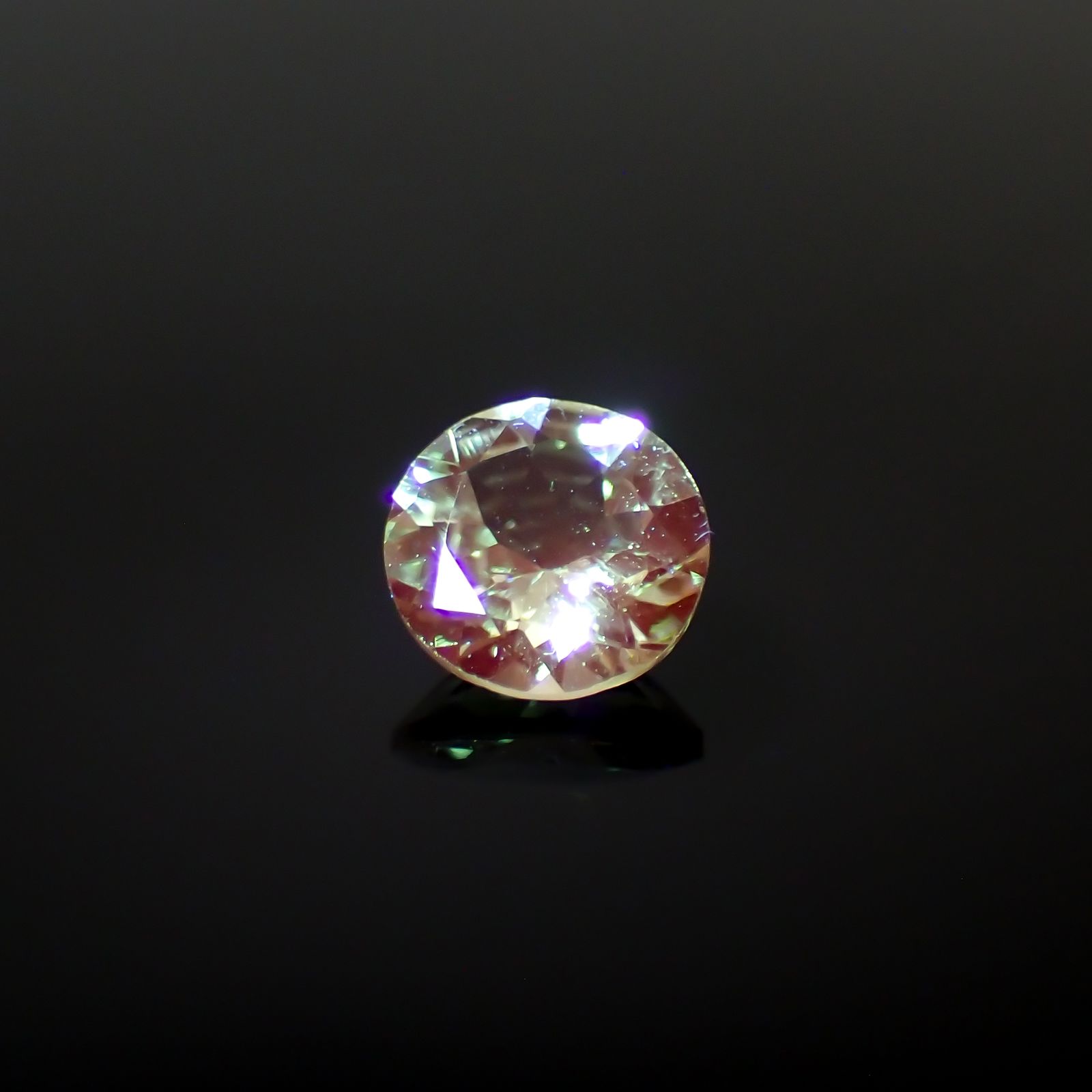 ミントガーネット タンザニア産 0.48ct[231023721]5.1x5mm前後