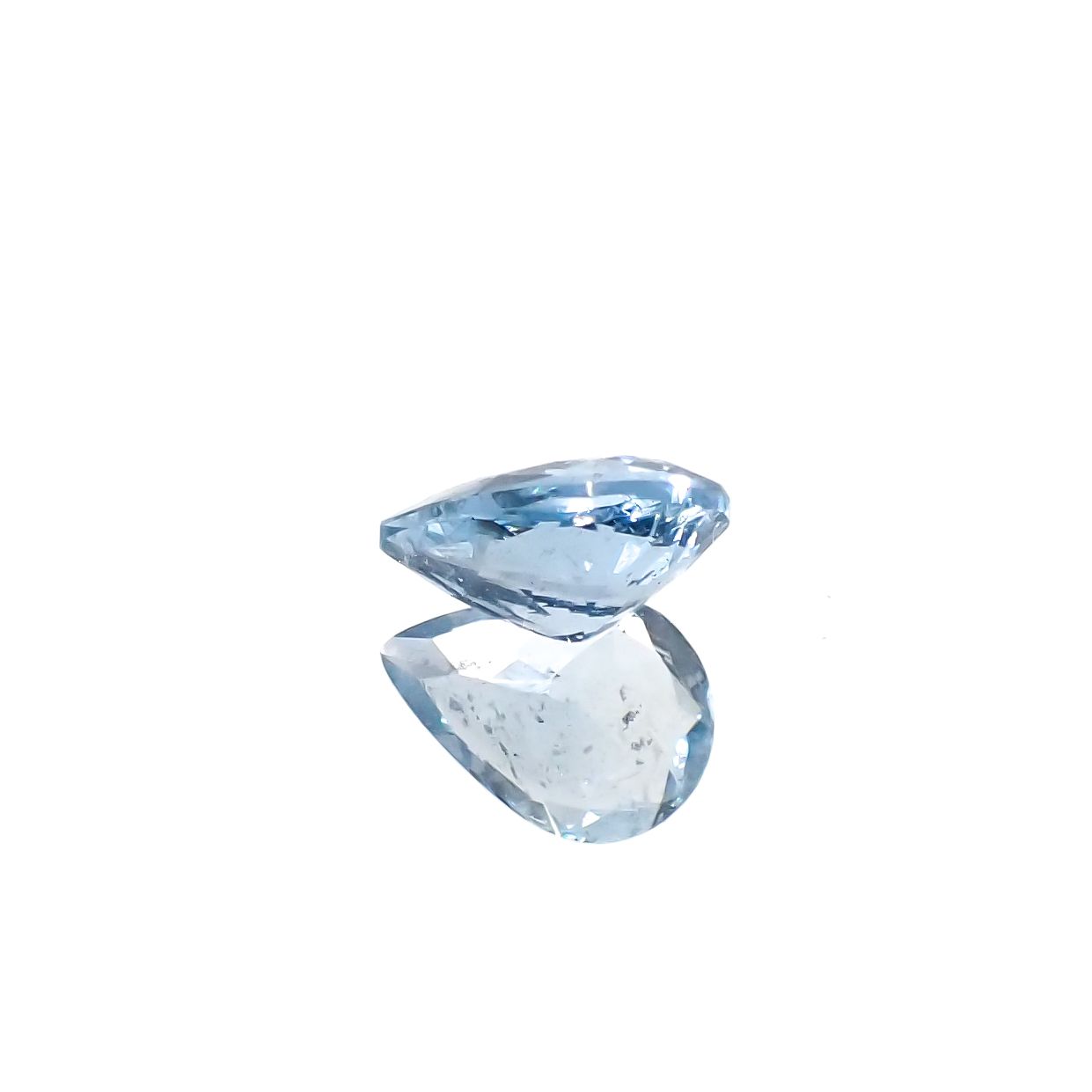 アクアマリン サンタマリアカラー マダガスカル産 0.55ct[240326960]6.8x4.8mm前後