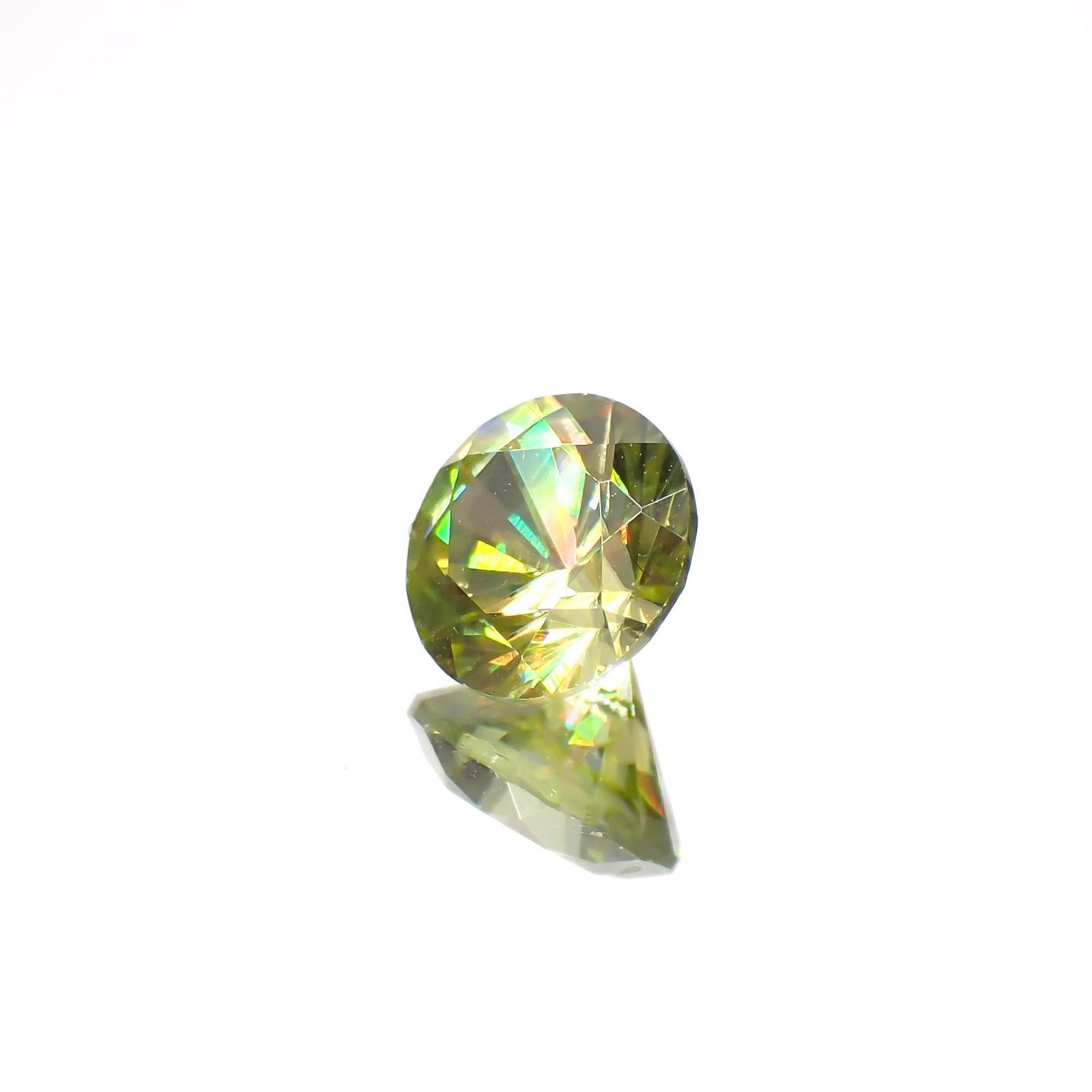スフェーン(宝石名スフェーン)マダガスカル産 0.883ct ソ付(彩珠)[230522232]5.9x5.9mm前後
