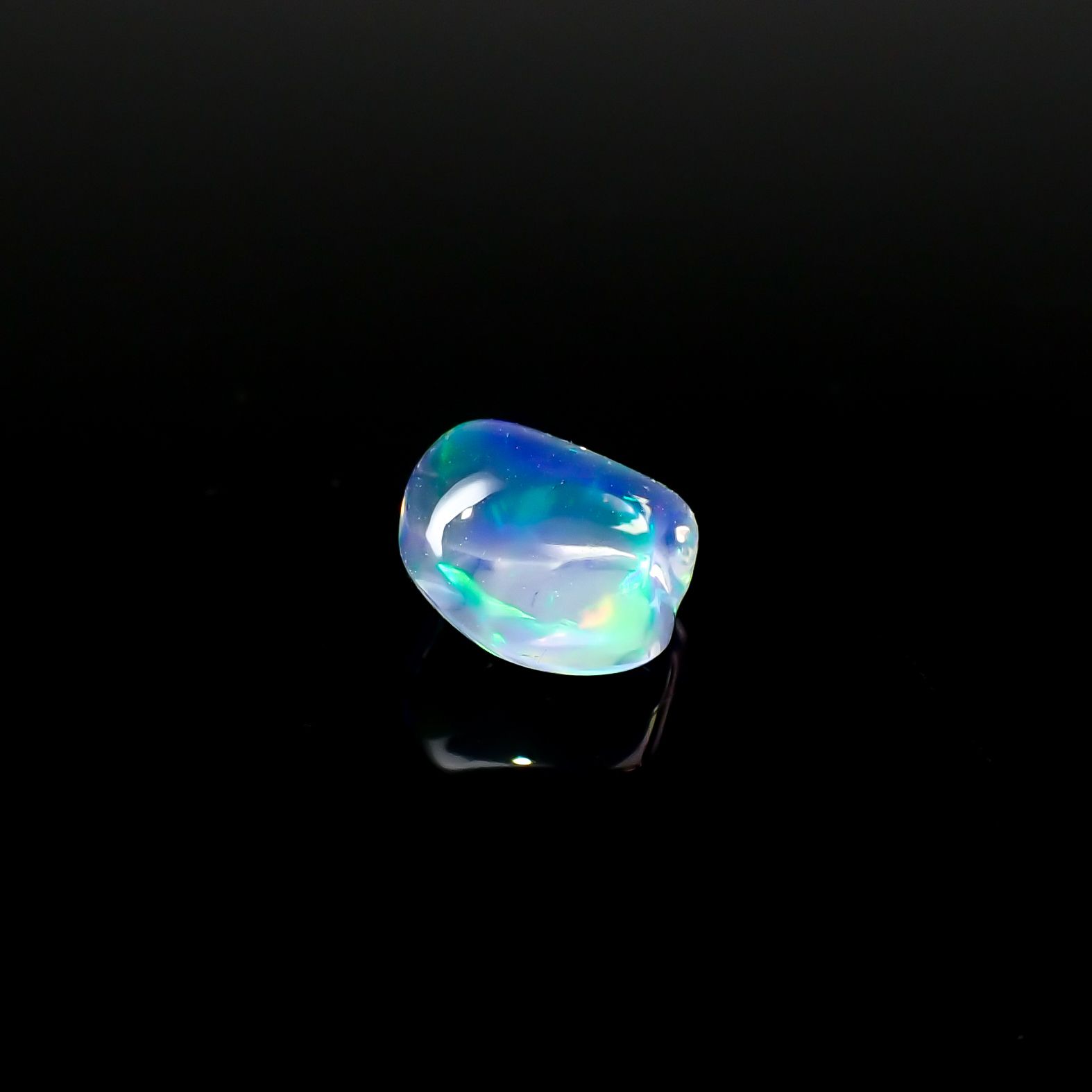 ウォーターオパール 原石 メキシコ産 1.54ct[240125313]7.7x7mm前後
