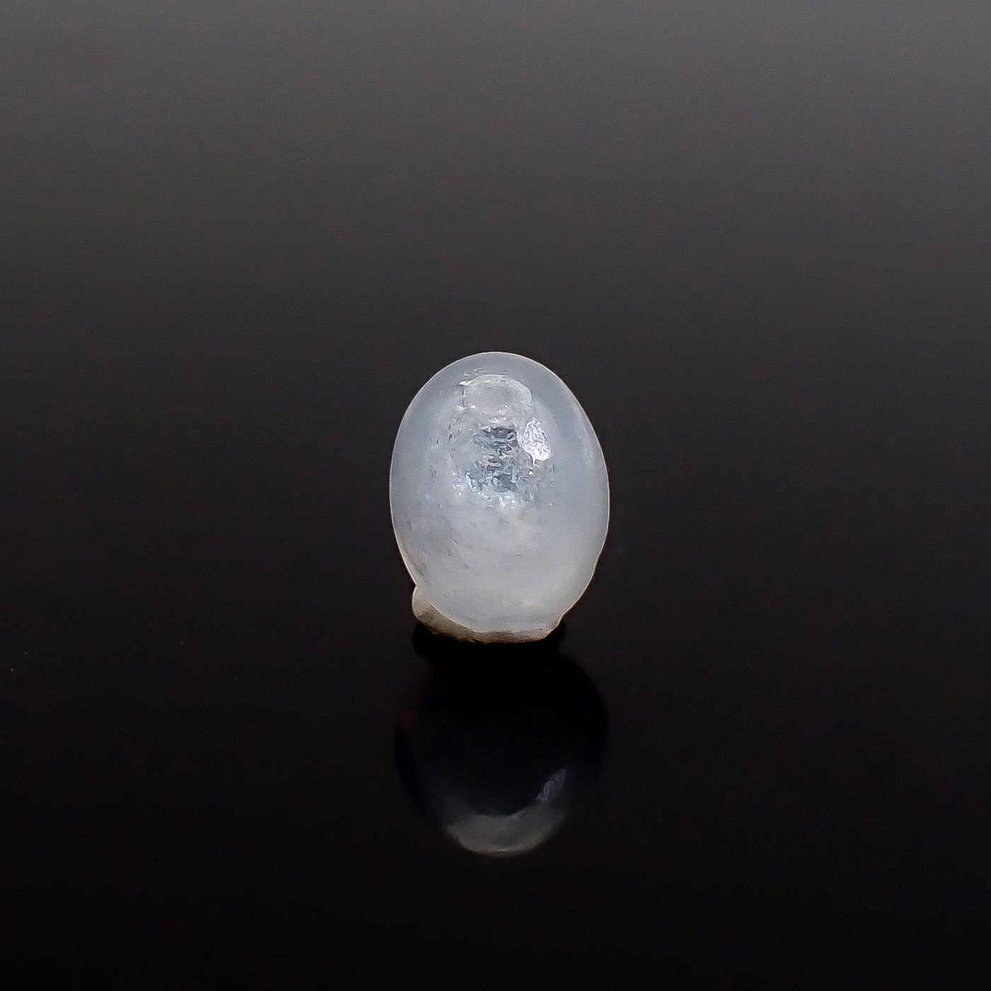 ジルコンキャッツアイ ビルマ産 0.62ct / 5.2x4mm前後 [260832881]