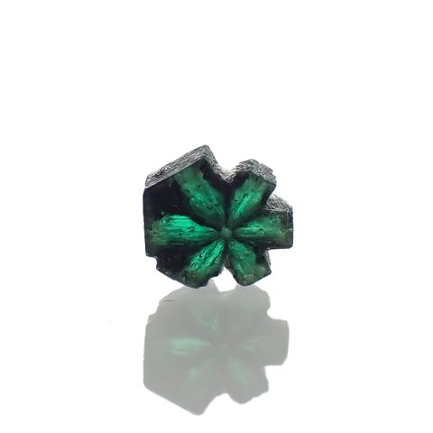 トラピッチェエメラルド コロンビア産 0.58ct[230923485]5.6x6.7mm前後