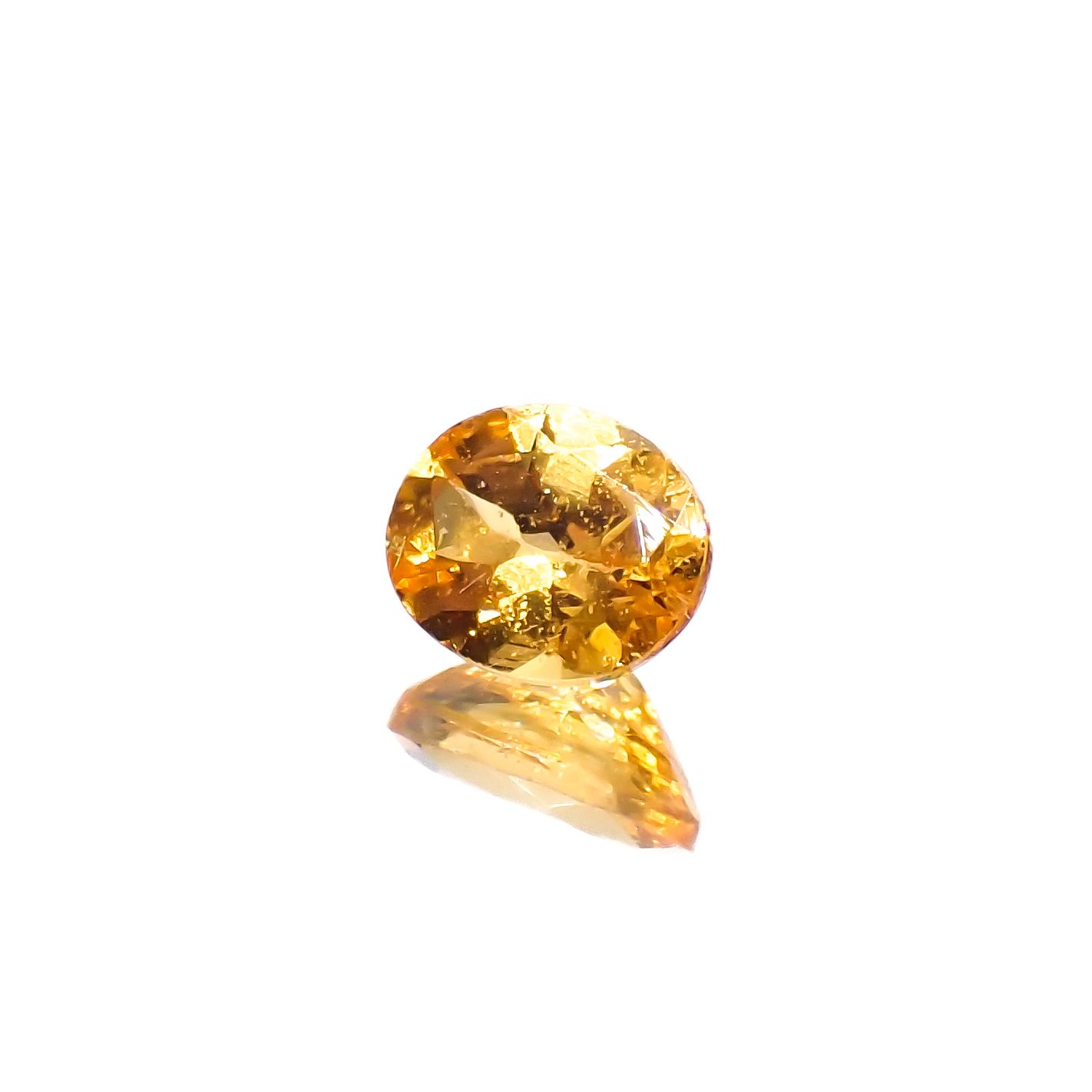 スペサルティンガーネット ナイジェリア産 0.47ct[230923380]5.1x4mm前後