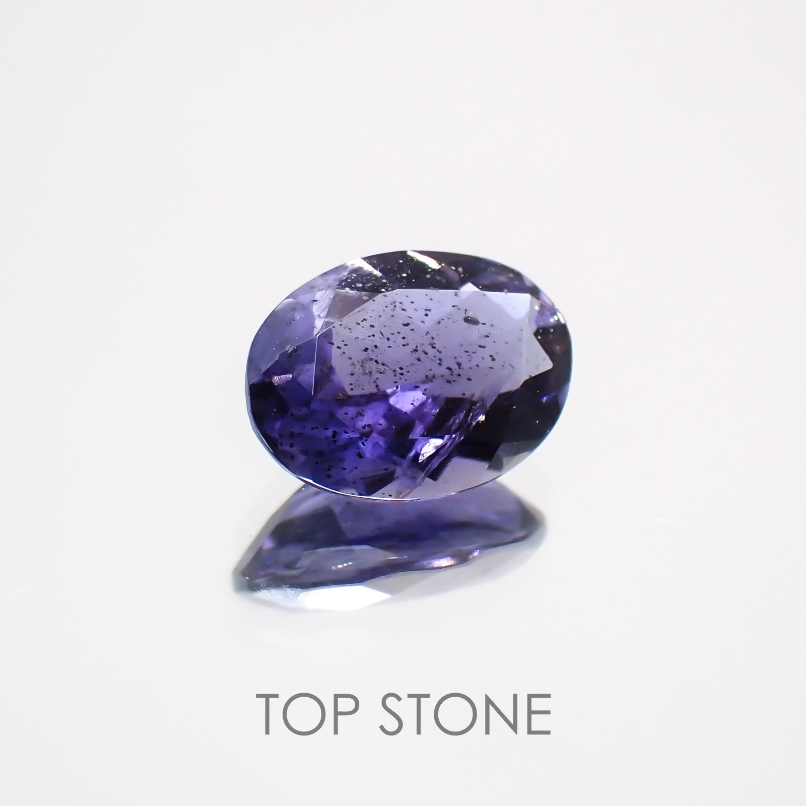 アイオライトサンストーン ブラジル・インド産 ルース 0.61ct[210310438]7×5.1mm前後