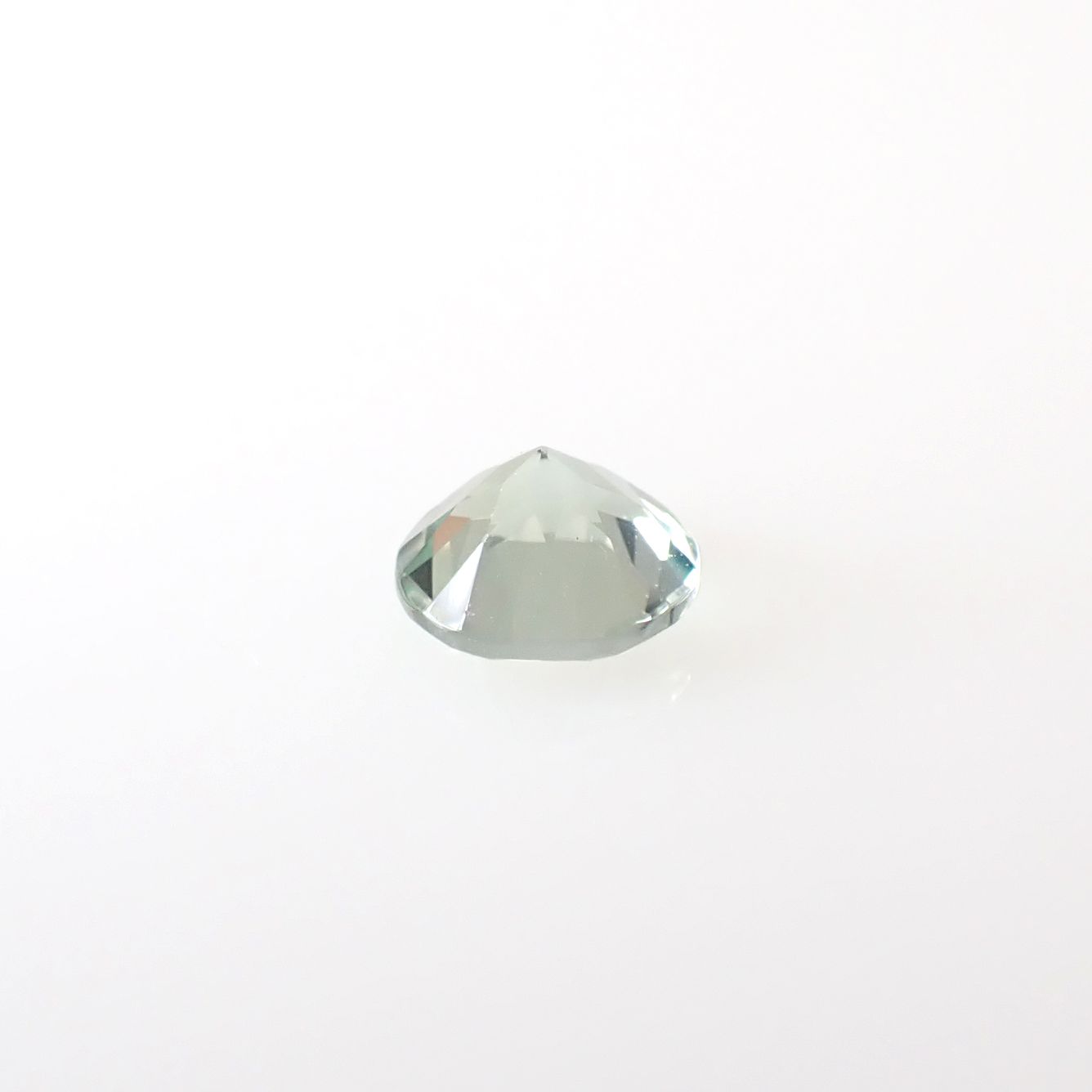 モンテブラサイト(宝石名モンテブラサイト)マダガスカル産 0.45ct 識別済[241229659]5x5mm前後