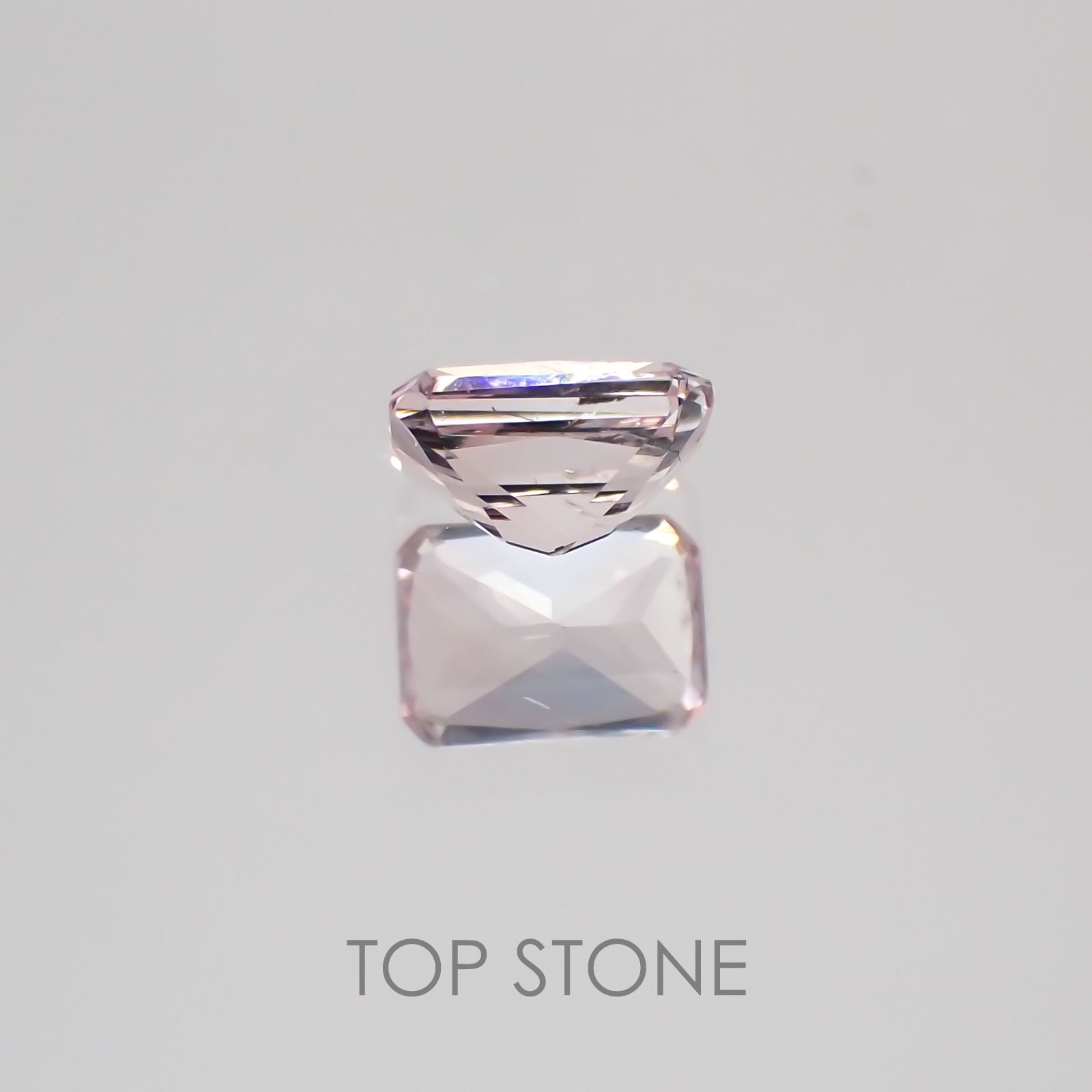ピンクトルマリン 非加熱(宝石名ピンク・トルマリン) ナイジェリア産 0.28ct 識別済[20128981]4.5×3.2mm前後