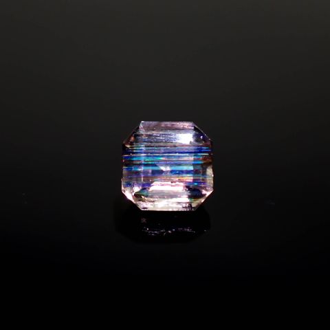 レインボースキャポライト ブラジル産 0.59ct[230320924]5.1x5mm前後