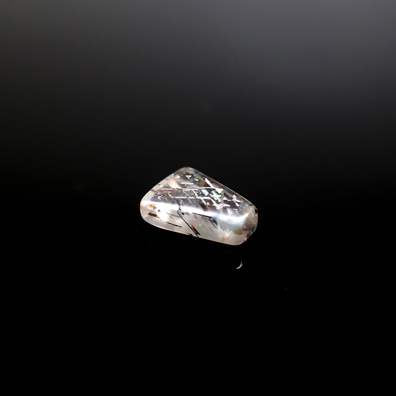 ◇フリーフォーム◇レインボーラティスサンストーン オーストラリア産 1.02ct [250730695]7.9x5.9mm前後