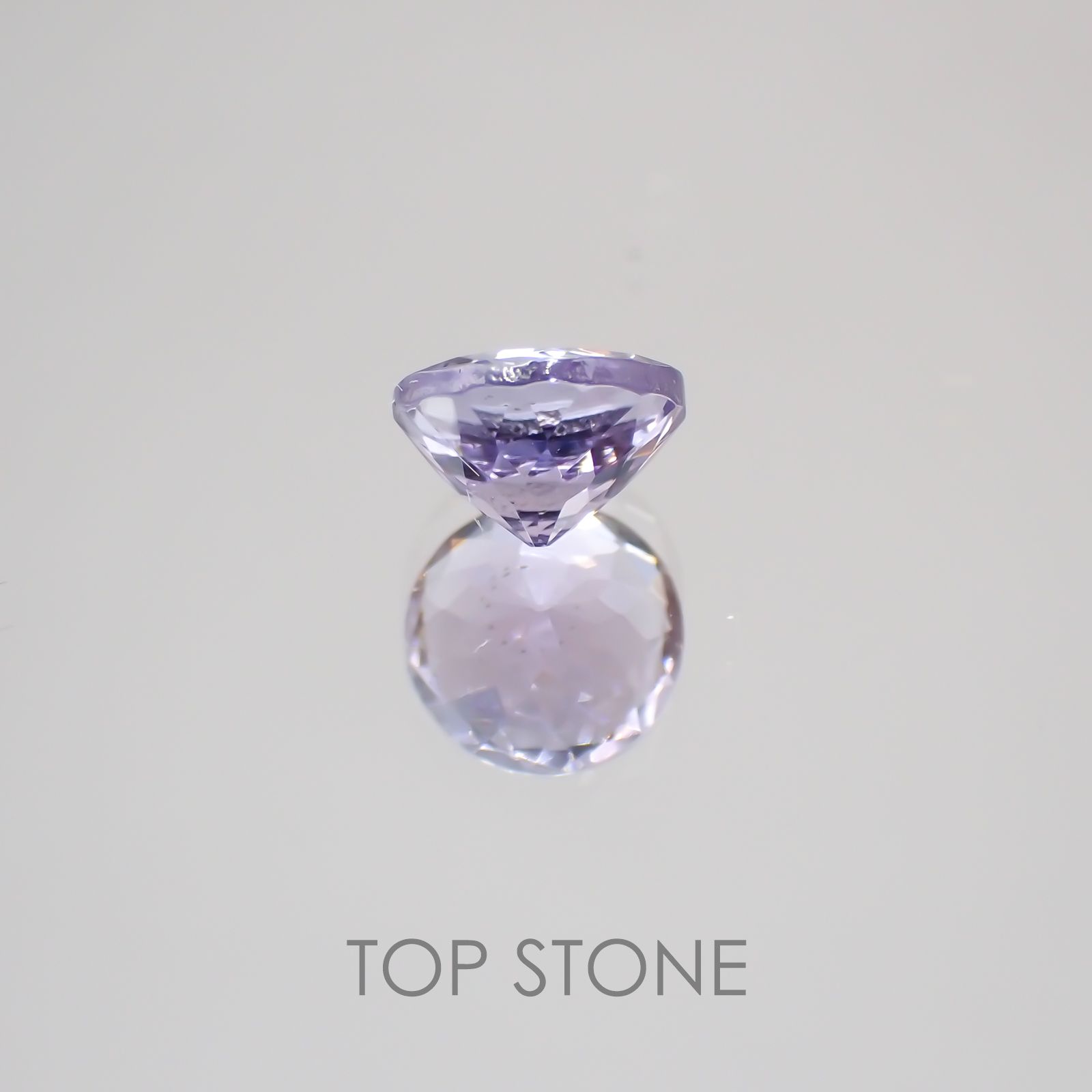 ラベンダータンザナイト タンザニア産 ルース 0.7ct[21019346]5.5×5.5mm前後