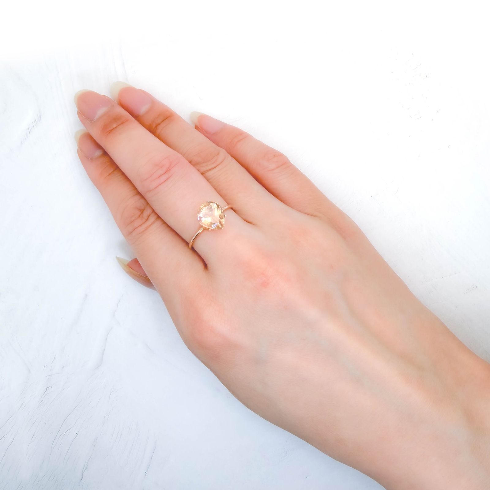 オレゴンサンストーン(宝石名ラブラドライト)アメリカ・オレゴン州産 識別済 2.52ct / 9.9x7.8mm前後 [260614656]