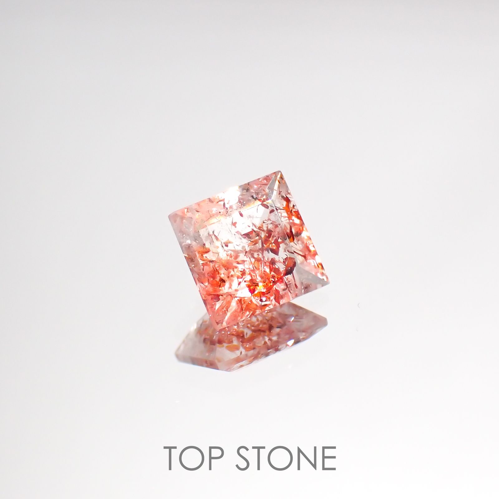 ファイヤークォーツ ナイジェリア産 1.41ct[220114759]7.2x7mm前後