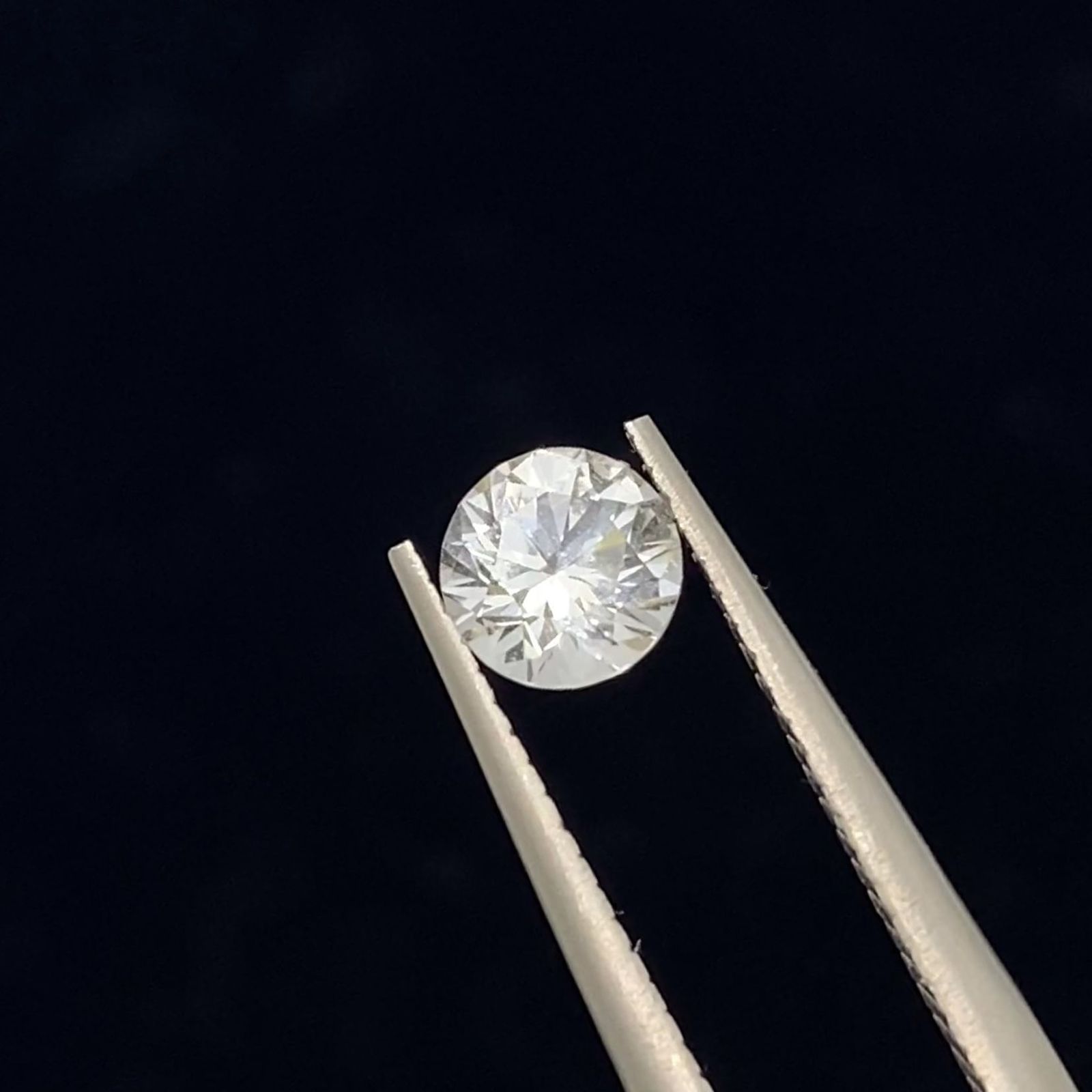 フェナカイト(宝石名ホワイト・フェナカイト)ロシア産 0.535ct ソ付