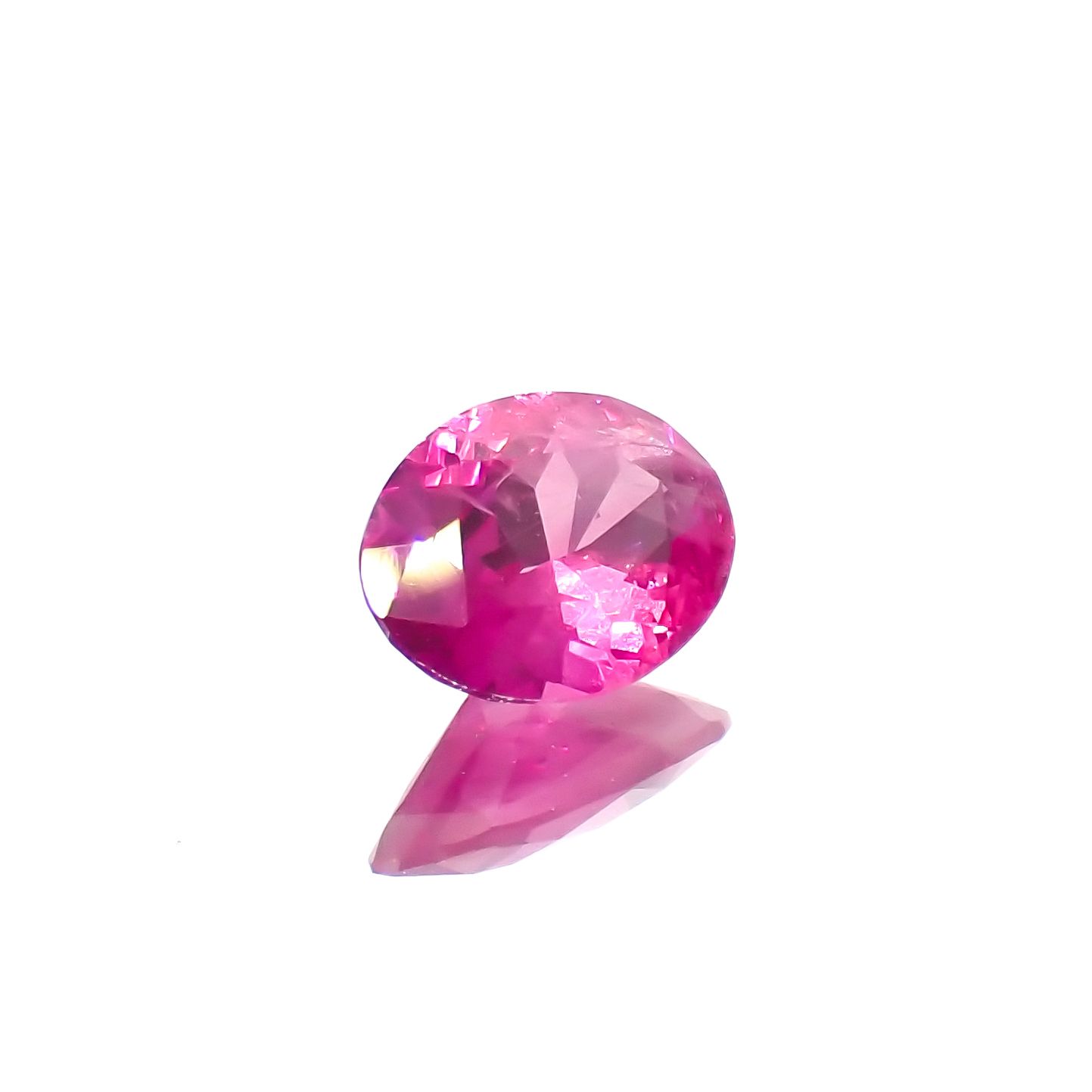 ルビー ビルマ/モザンビーク産 0.43ct[230622353]5.5x4.2mm前後