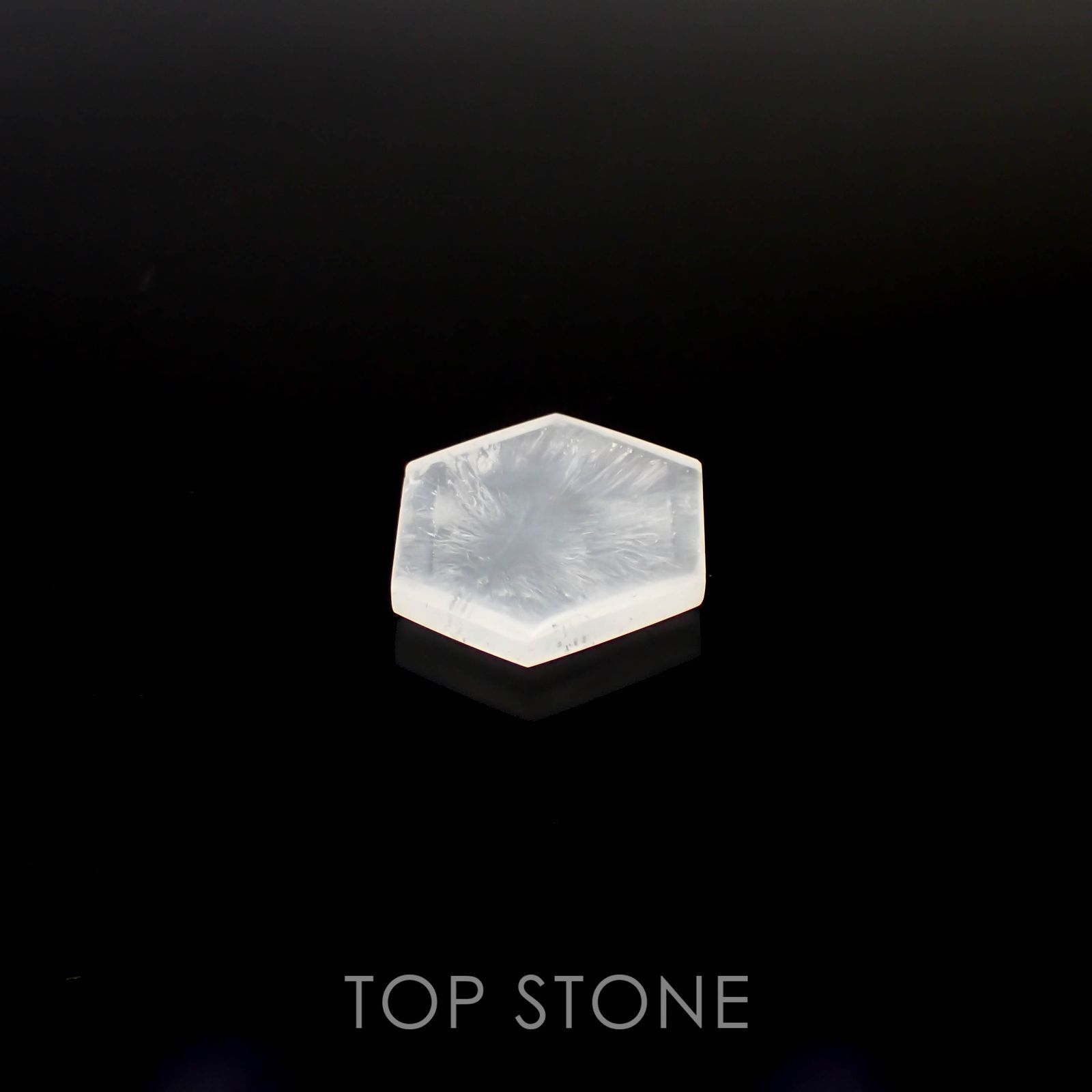 トラピッチェクォーツ 偏光板2枚付き コロンビア・ボヤカ産 40.57ct[230220809]28.3x25.8mm前後