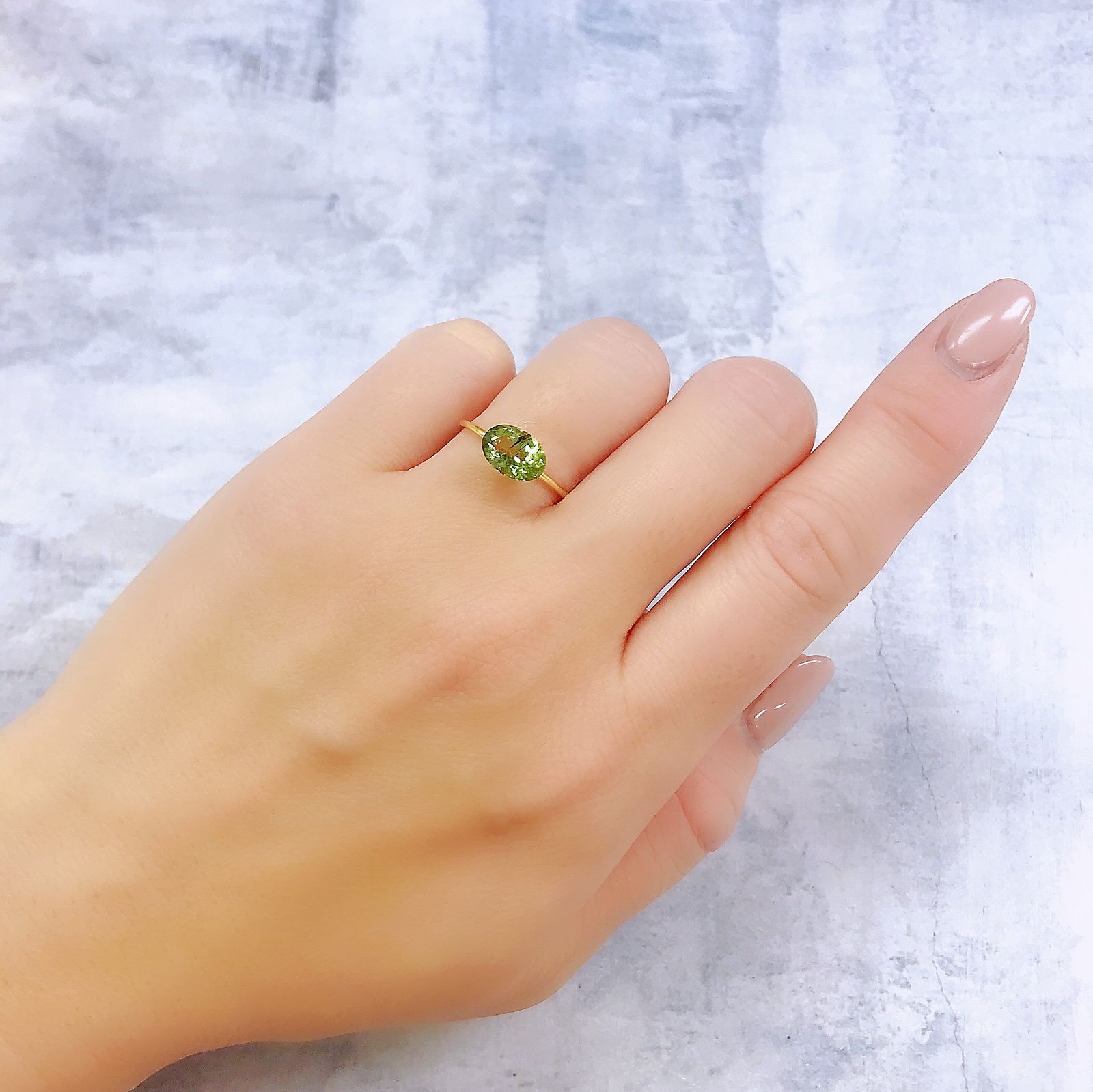 ルドウィジャイトインペリドット パキスタン産 1.66ct[221219514]8.8x6.2mm前後