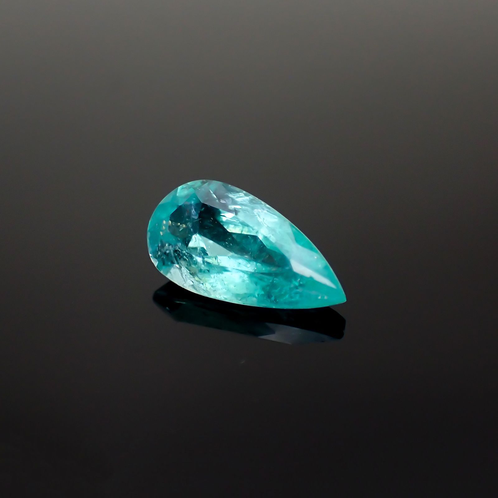 パライバトルマリン モザンビーク産 1.84ct[19111760]12×6.3mm前後