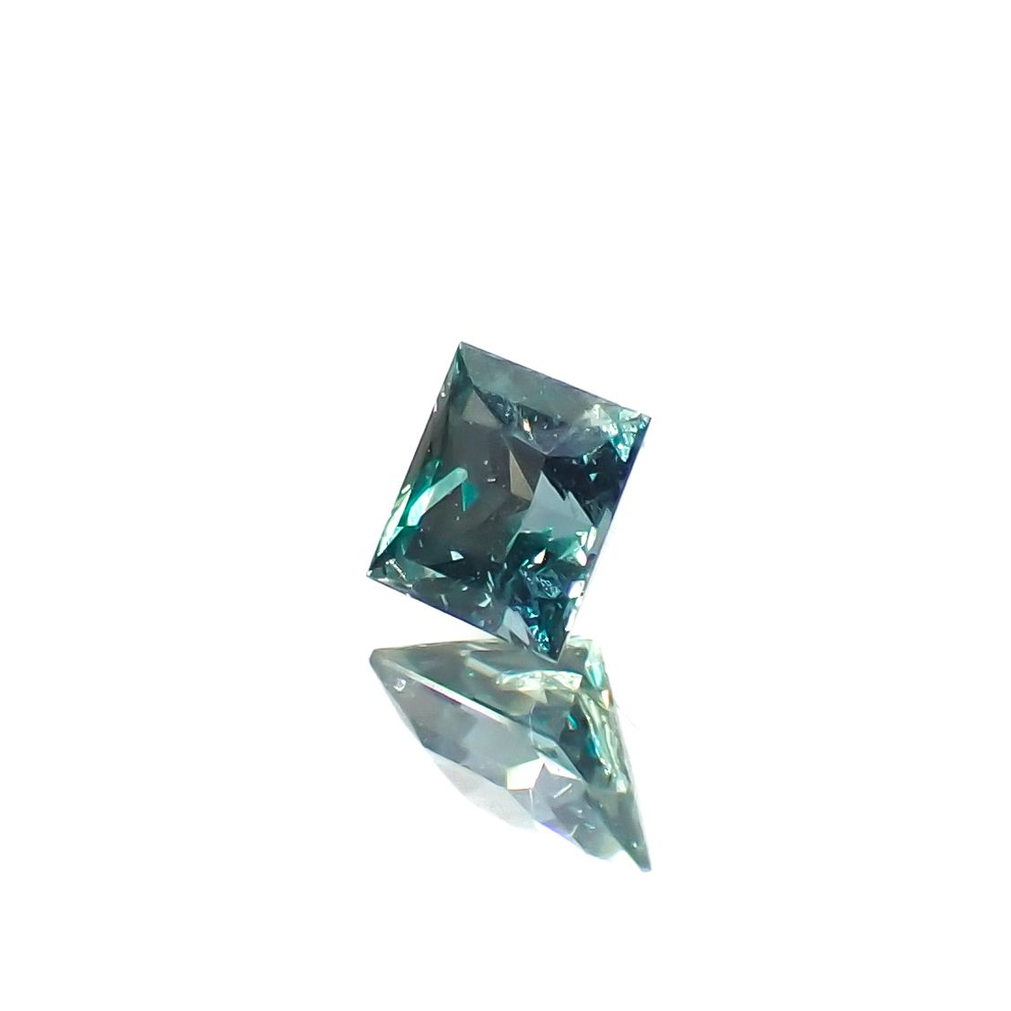 ◇プリンセスカット◇アレキサンドライト ブラジル産 0.14ct[230522057]2.7x2.7mm前後