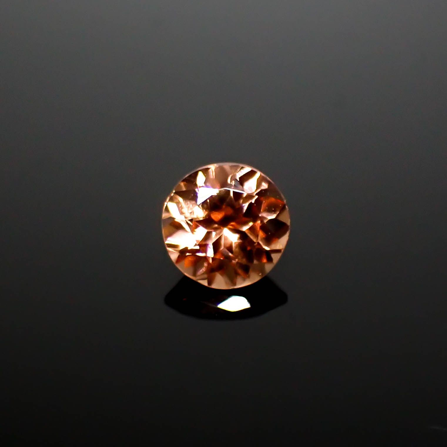 オレンジジルコン スリランカ/カンボジア産 1.55ct[240728497]6.6x6.6mm前後