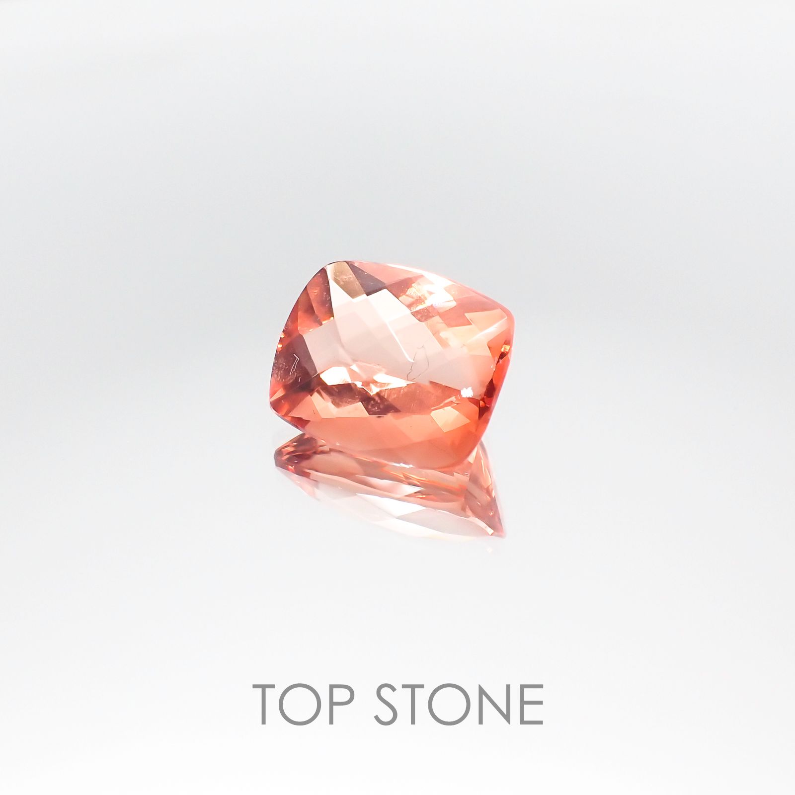 レッドフローライト ブラジル産 ルース 4.1ct[20106748]10.8×8.7mm前後