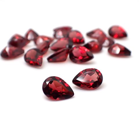 ◇ランダムセレクト◇パイラルスパイトガーネット モザンビーク産 約0.80ct / 7.1x5mm前後 [260532222]