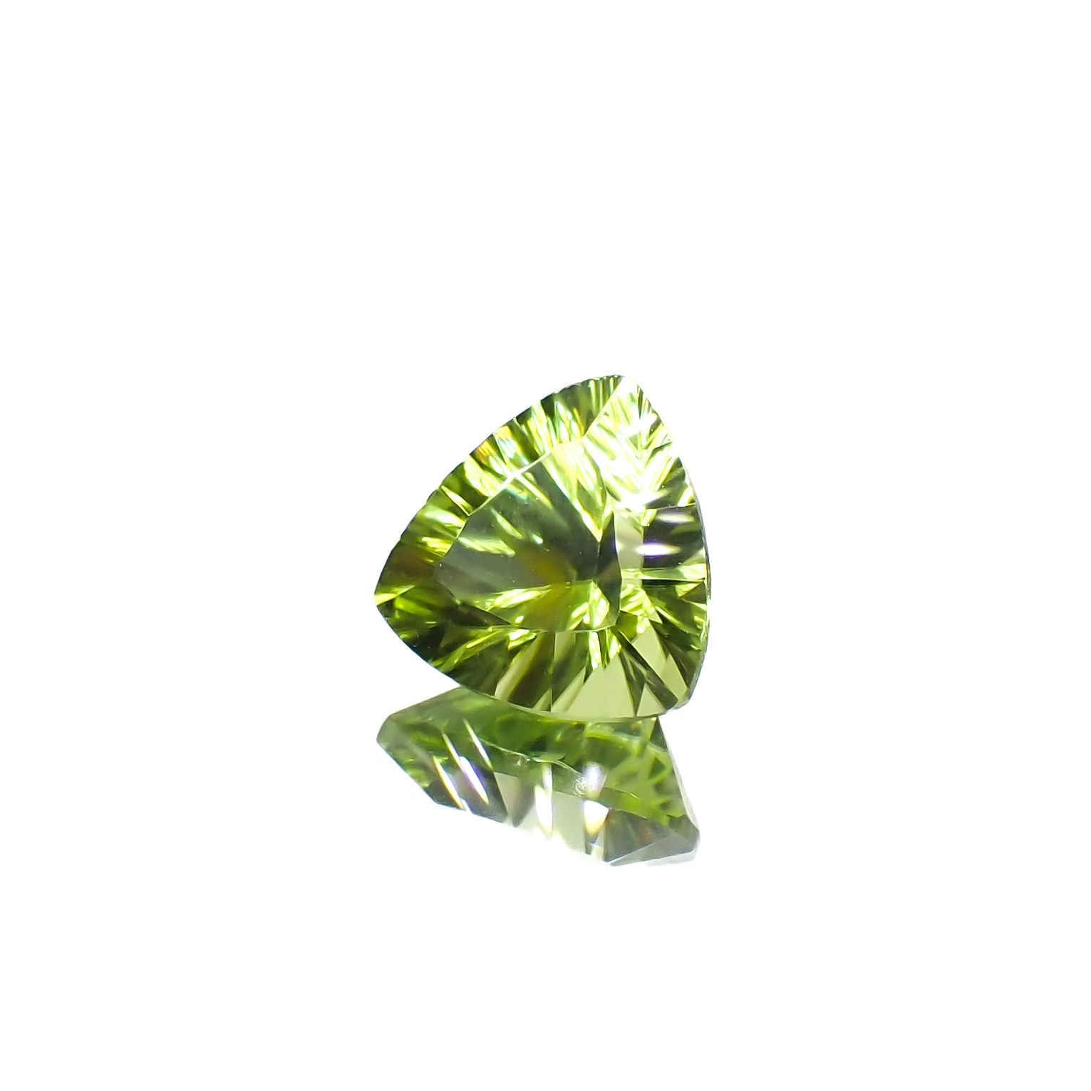 ◇コンケーブカット◇ペリドット 中国産 1.25ct[230622289]7x7.1mm前後