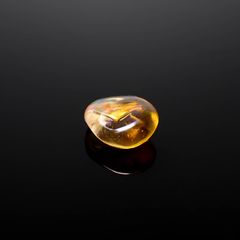 ファイヤーオパール 原石 メキシコ産 0.77ct [240125273]7.9x6.5mm前後