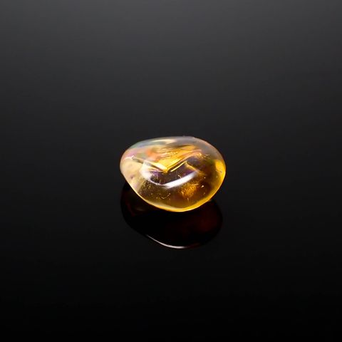 ファイヤーオパール 原石 メキシコ産 0.77ct [240125273]7.9x6.5mm前後