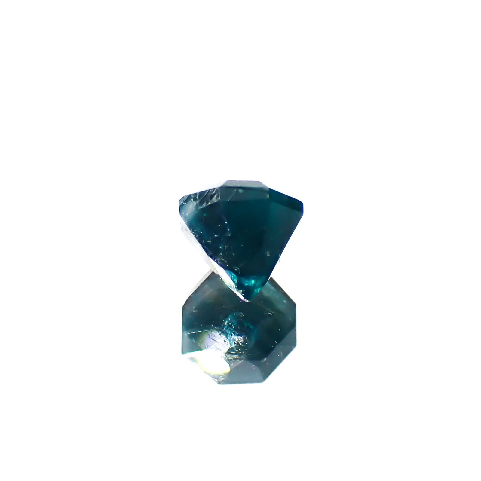 ◇オクタゴンカット◇グランディディエライト(宝石名グランディディエライト)マダガスカル産 0.39ct 識別済[240628318]4.2x4.1mm前後