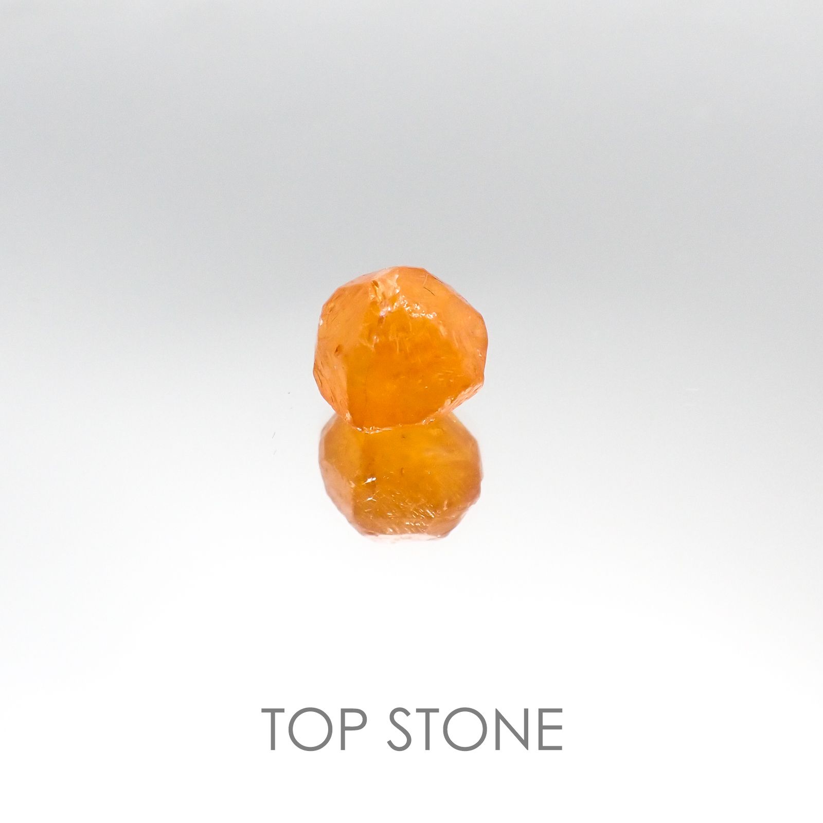 スペサルティンガーネット マンダリンオレンジカラー タンザニア産 原石・結晶 5.83ct[20095397]9.8×9.4mm前後