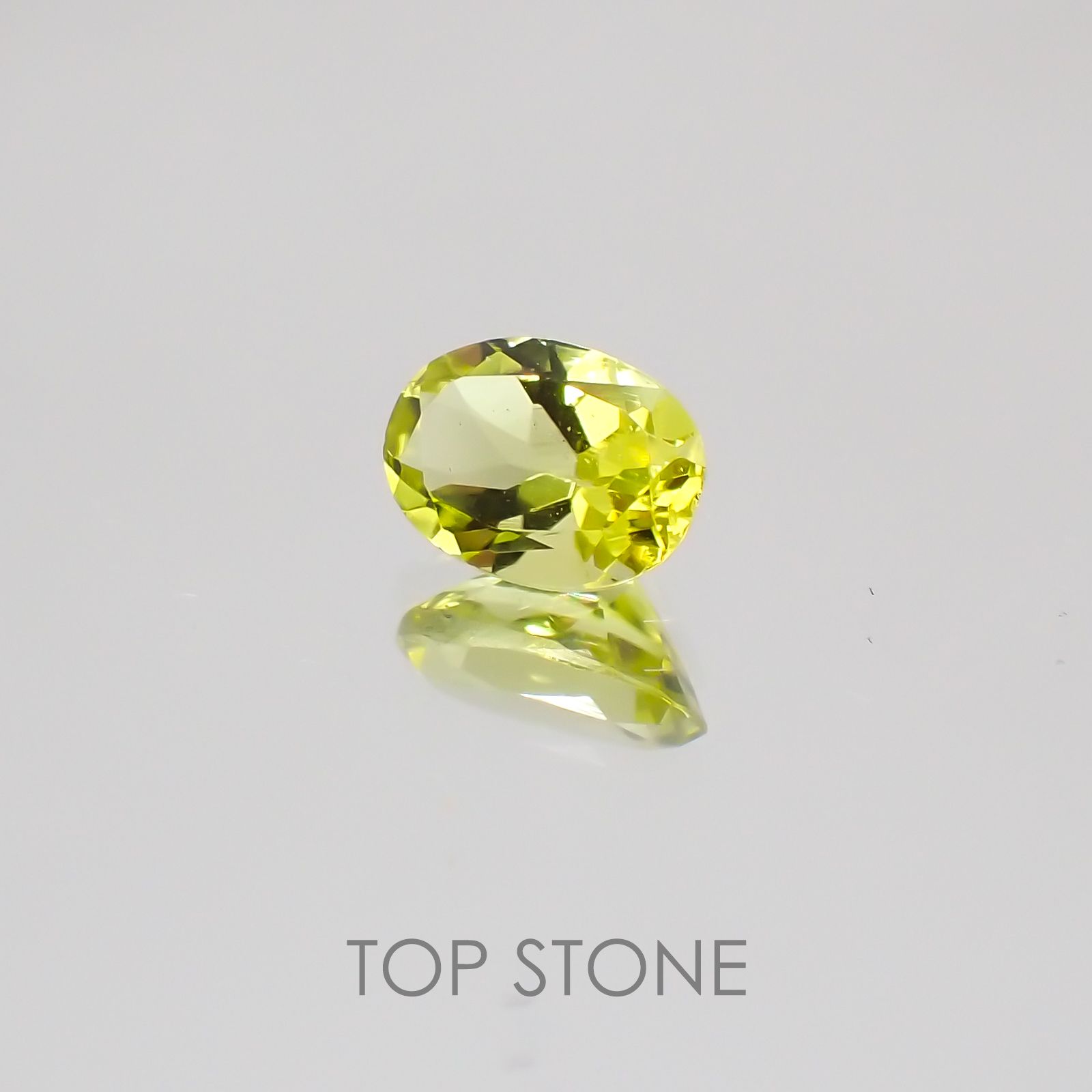 カナリートルマリン(宝石名トルマリン) ナイジェリア産 0.48ct 識別済[20128992]5.8×4mm前後