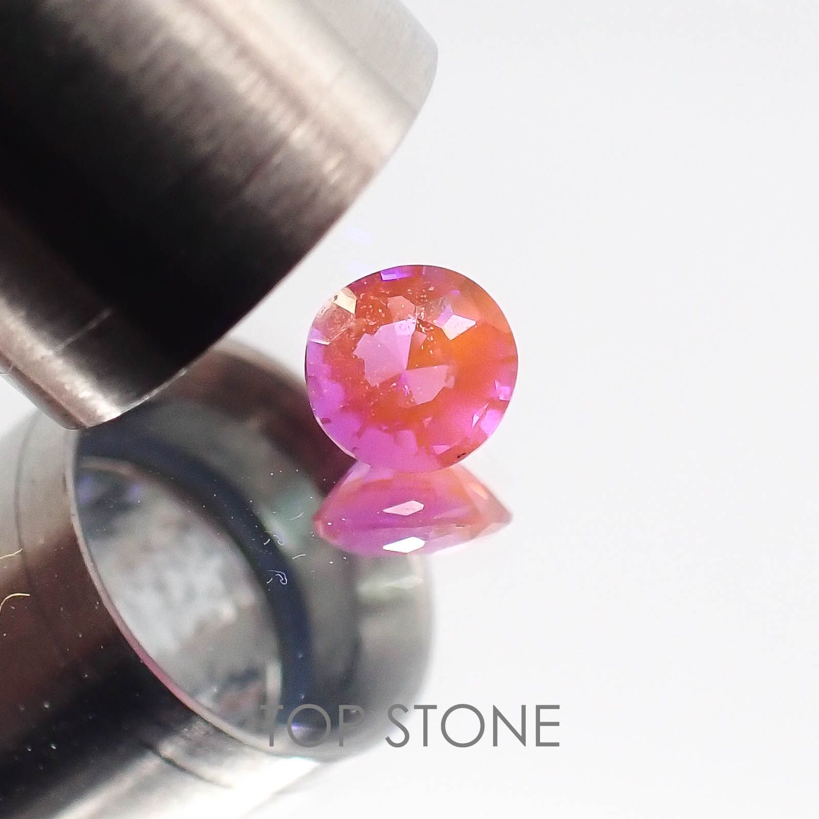 ハックマナイト アフガニスタン産 ルース 0.29ct[20074161]4.7×4.7mm前後