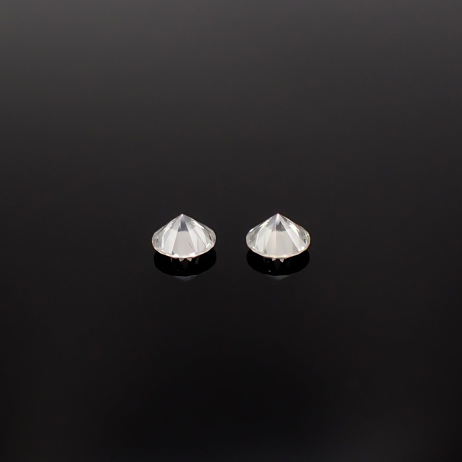 ◇ペアセット◇シルキーダイヤモンド 0.31ct(2pcs合計) / 3.4x3.4mm前後 [260431963]