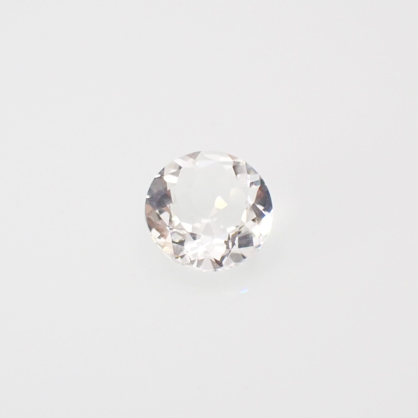 含バリウム・サニディン(宝石名サニディン)ドイツ産 1.69ct 識別済[231224973]8.5x8.5mm前後