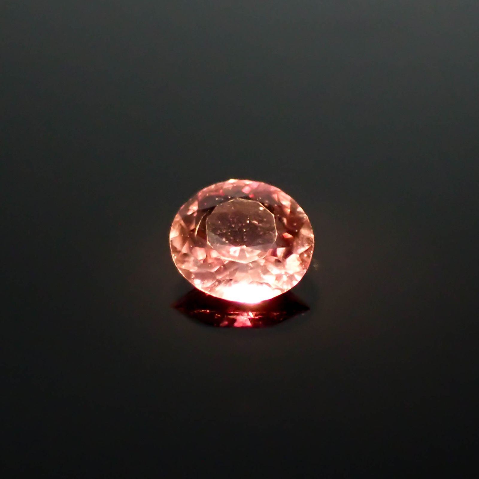 カラーシフト ピンクダイアスポア アフガニスタン産 0.25ct[240627971]4.4x4.4mm前後