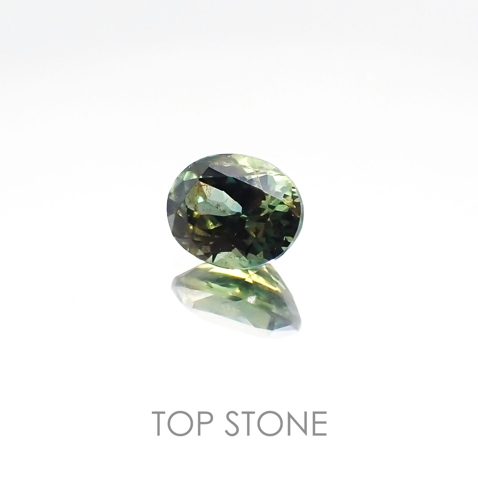 ゴールドシーンサファイア 非加熱(宝石名シーン・サファイア) ケニア産 0.797ct ソ付(彩珠)[20117120]6×4.7mm前後