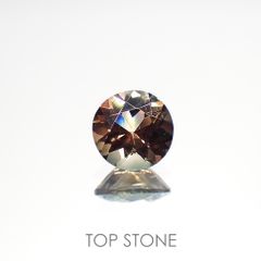 バイカラーオレゴンサンストーン(宝石名ラブラドライト)アメリカ・オレゴン州産 0.68ct 識別済[220114650]6.1x6mm前後