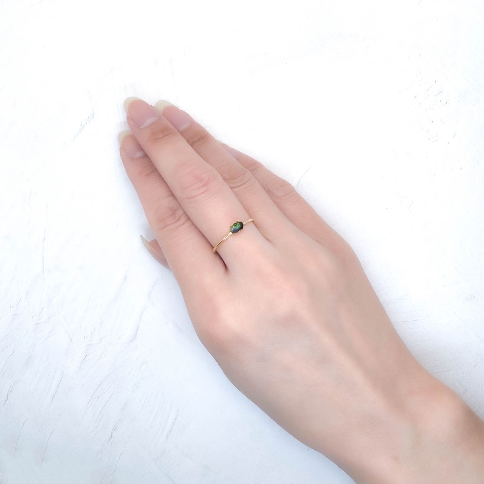 ウッドオパール オーストラリア産 0.20ct / 5.1x3mm前後 [251131301]