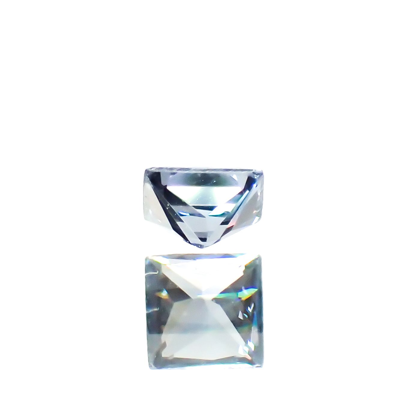 ◇プリンセスカット◇カラーチェンジガーネット アレキタイプ マダガスカル・ベキリー産 0.086ct[230522183]2.5x2.4mm前後