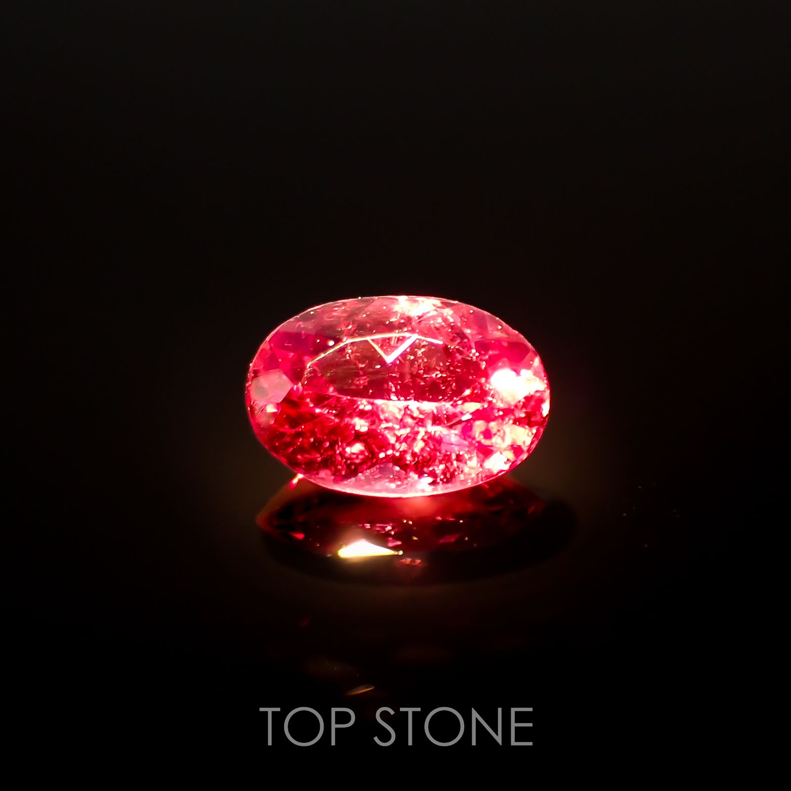 ルベライト ブラジル・ミナスジェライス州産 0.40ct[221018214]5.8x3.9mm前後