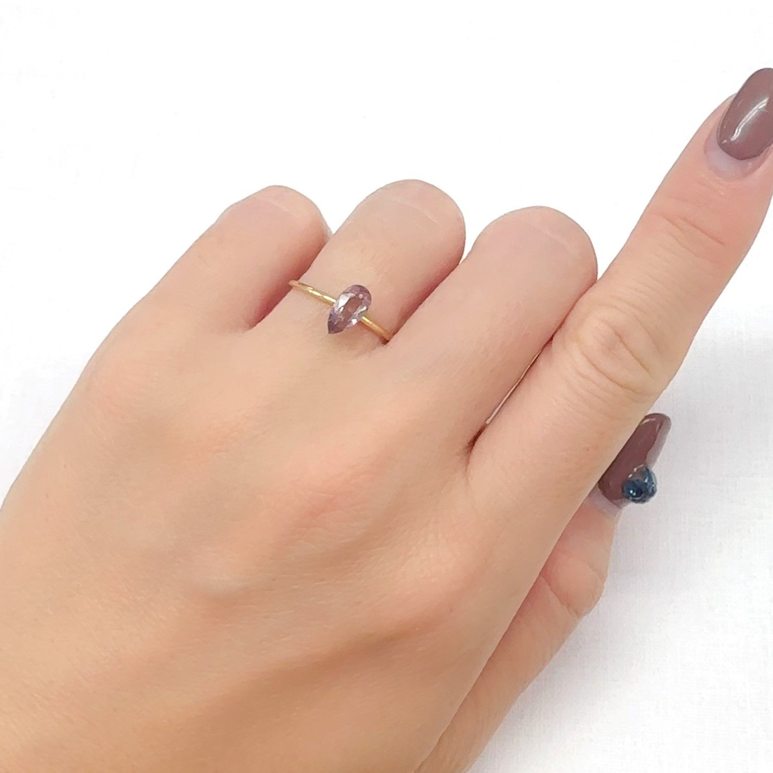 カラーシフト ピンクダイアスポア アフガニスタン産 0.67ct[240627982]8x4.2mm前後