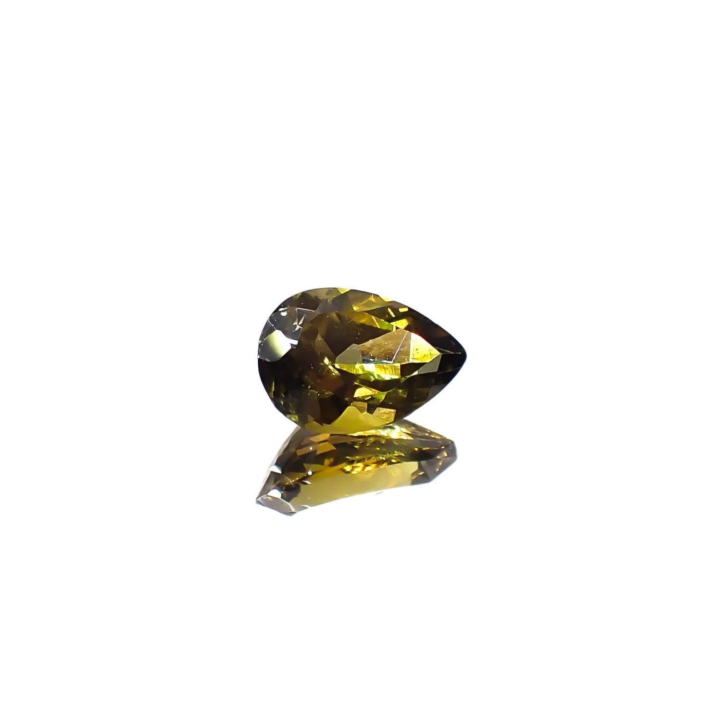 クリノゾイサイト(宝石名クリノゾイサイト)パキスタン産 0.78ct 識別済[250630594]7.3x4.9mm前後