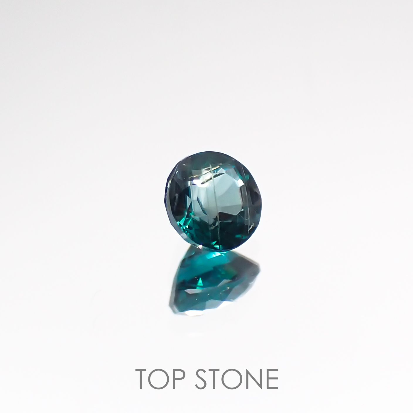 グランディディエライト マダガスカル産 ルース 0.09ct[210711937]2.8×2.8mm前後