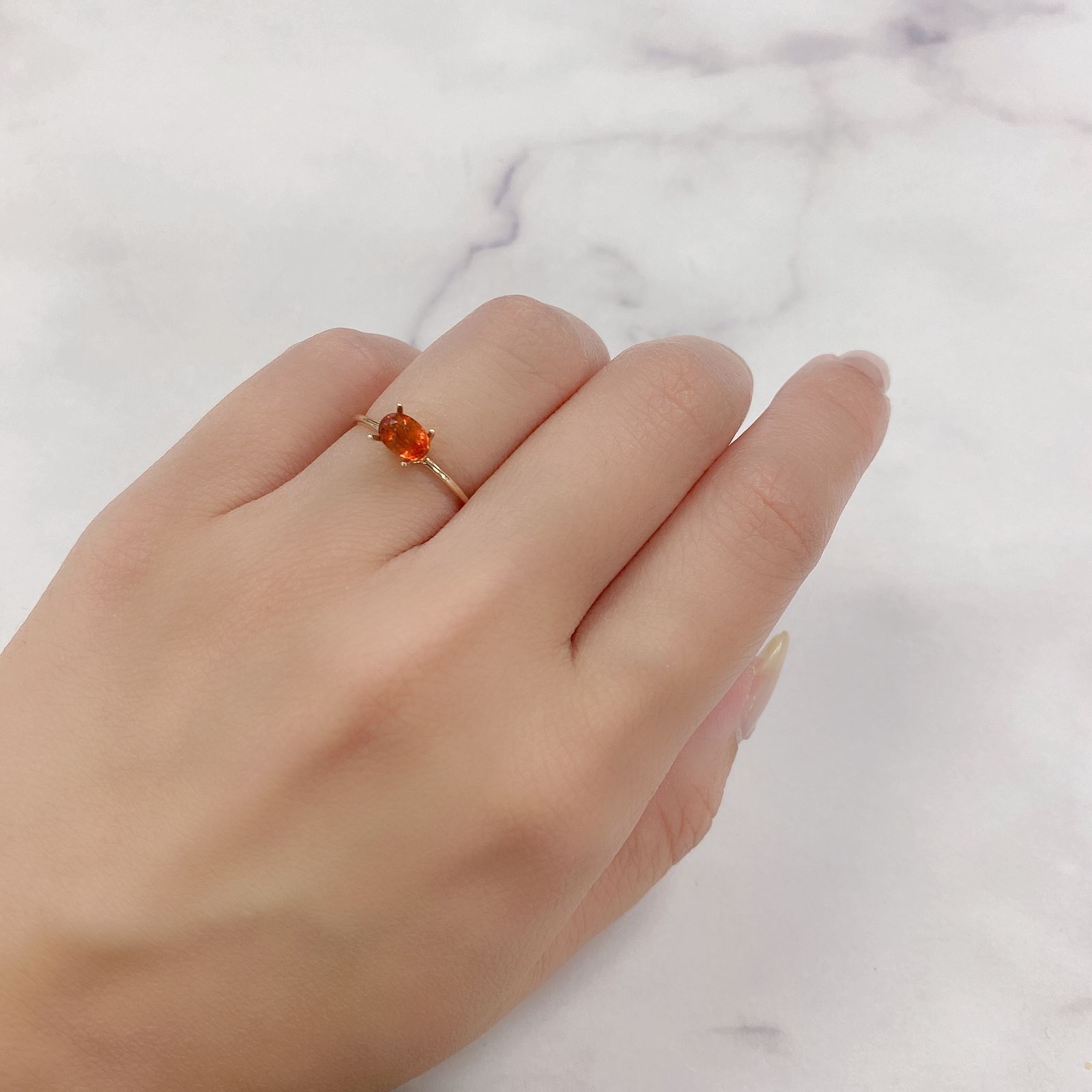 オレンジカイヤナイト(宝石名カイヤナイト) ネパール産 0.74ct 識別済[210310582]6.1×4mm前後