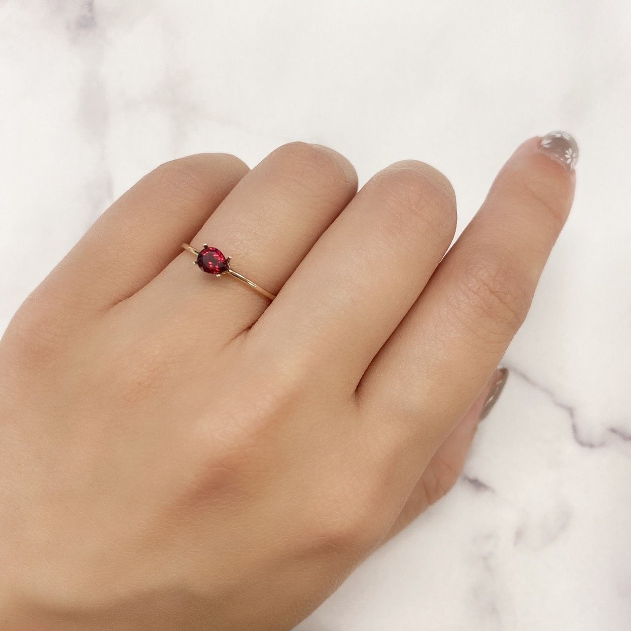 レッドスピネル ビルマ産 ルース 0.33ct[210912859]4.8×3.8mm前後