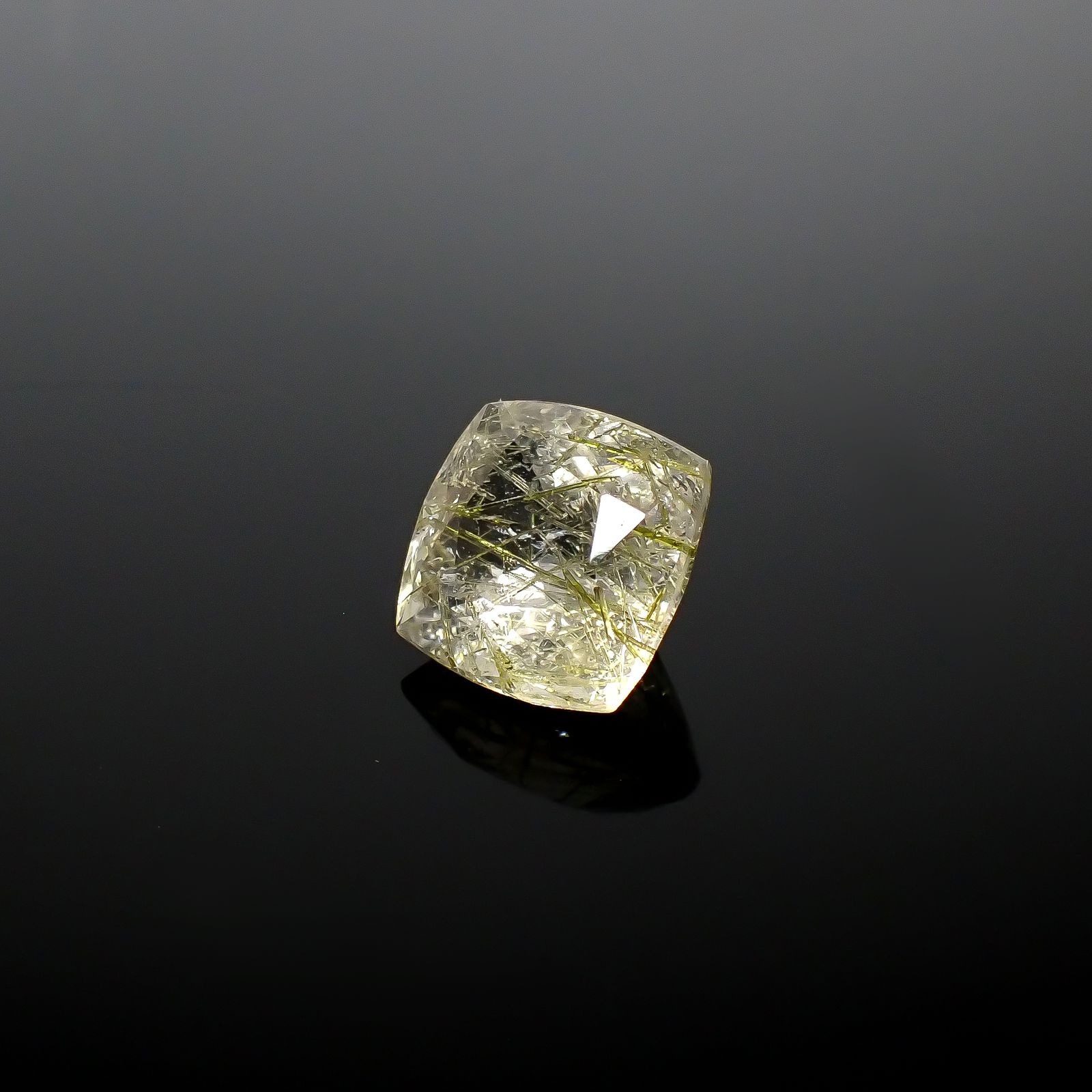 エピドートインクォーツ ブラジル産 5.40ct [240427299]10.7x10