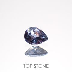 カラーチェンジガーネット アレキタイプ(宝石名ガーネット)マダガスカル・ベキリー産 0.18ct 識別済[220616433]4.1x3.1mm前後
